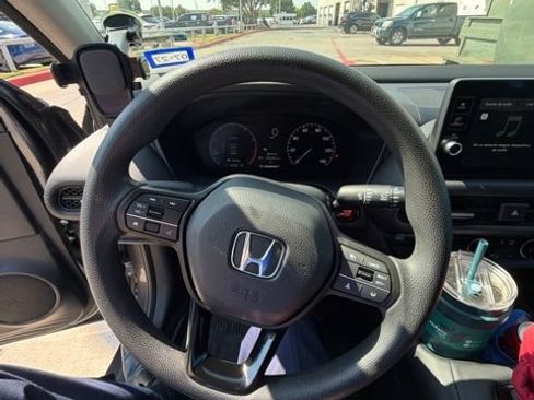 Used 2026 Honda HR-V LX image 19