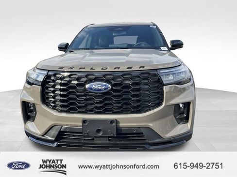 New 2026 Ford Explorer ST-Line w/ ST-Line Street Pack image 8