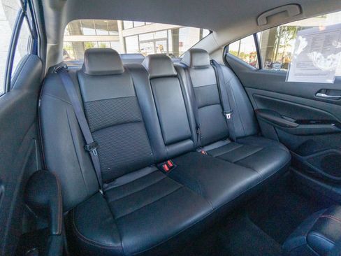 Used 2023 Nissan Altima 2.5 SR FWD image 28