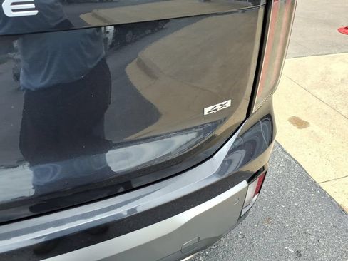 Used 2025 Kia Telluride EX w/ EX Captain's Chair Package AWD/4WD image 6