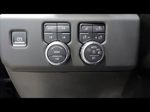 Used 2026 GMC Sierra 1500 AT4 w/ AT4 Premium Package AWD/4WD image 22