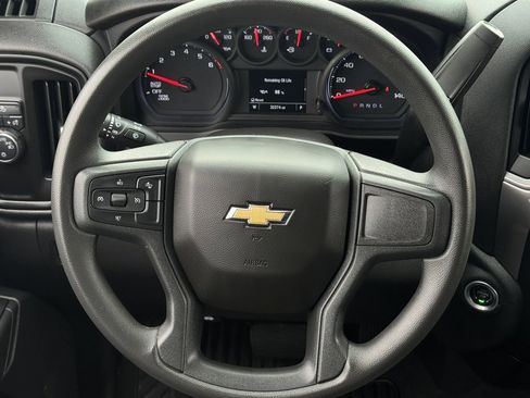 Used 2022 Chevrolet Silverado 1500 Custom RWD image 13