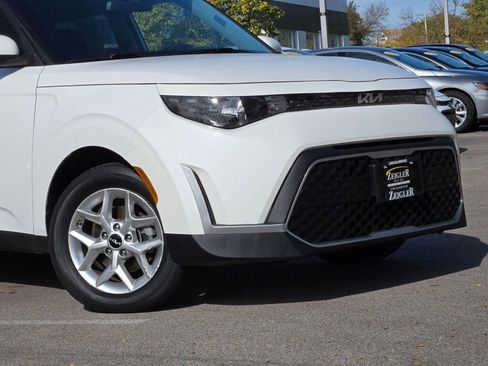 Used 2024 Kia Soul LX w/ Option Group 015 image 2