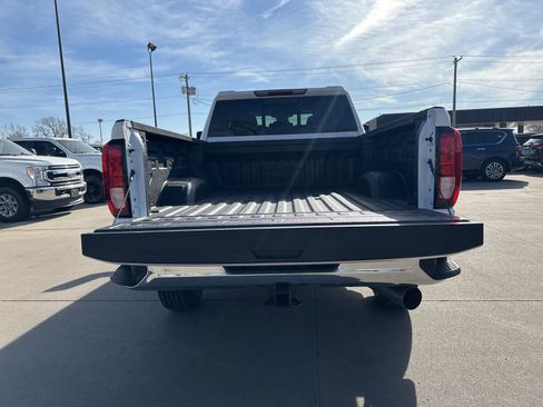 New 2025 GMC Sierra 2500 SLE w/ SLE Value Package; image 14