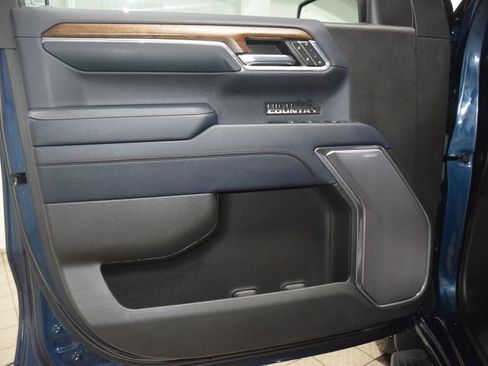 Used 2023 Chevrolet Silverado 1500 High Country w/ High Country Premium Package AWD/4WD image 48