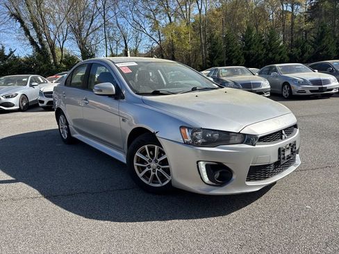 Used 2016 Mitsubishi Lancer ES FWD image 4
