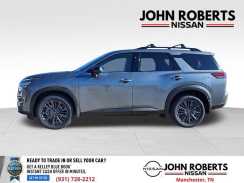 New 2026 Nissan Pathfinder SL w/ SL Premium Package AWD/4WD image 2