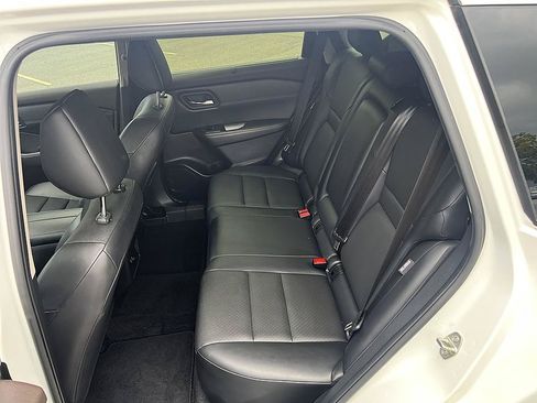 Certified 2023 Nissan Rogue SV w/ SV Premium B Package AWD/4WD image 14