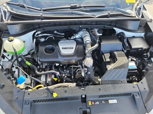 Used 2018 Hyundai Tucson Value w/ Cargo Package image 21