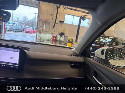 Used 2026 Audi Q3 quattro 2.0T AWD/4WD image 17