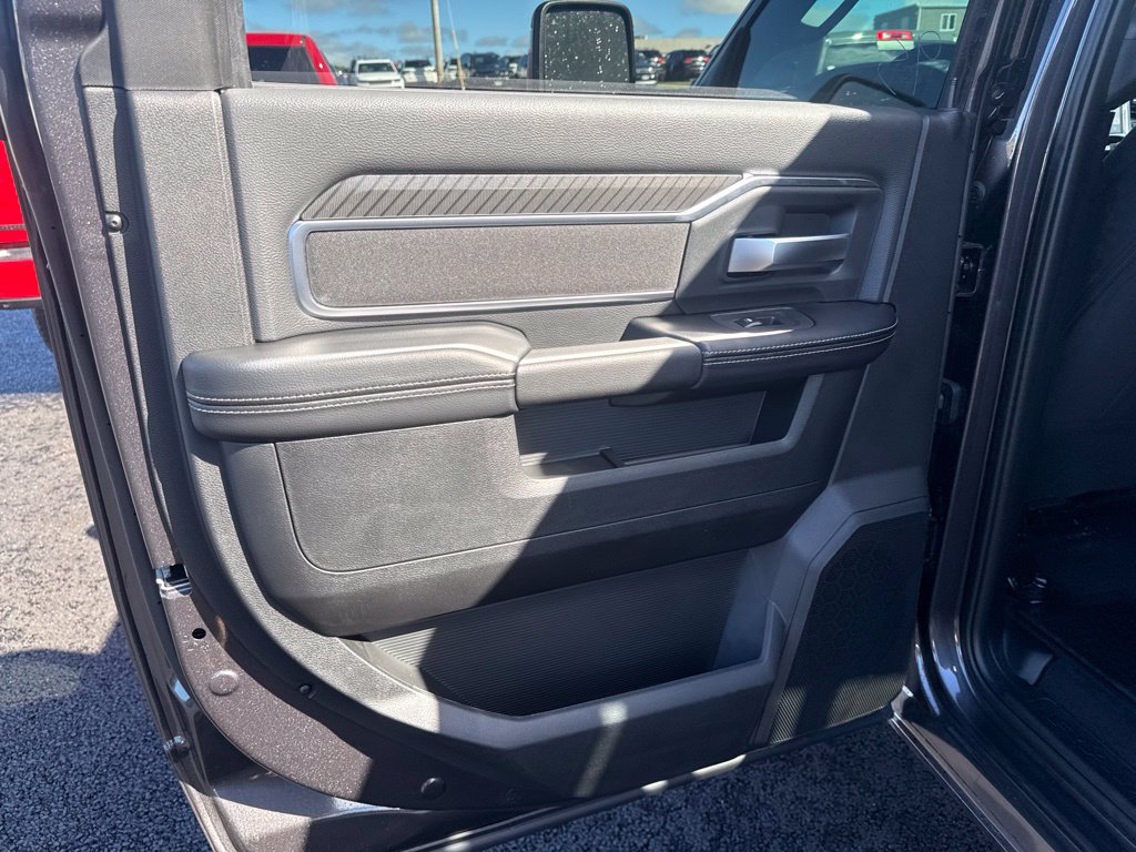 New 2027 RAM 2500 Big Horn AWD/4WD image 21