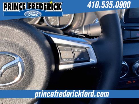 Used 2017 MAZDA MX-5 Miata RF Grand Touring image 18