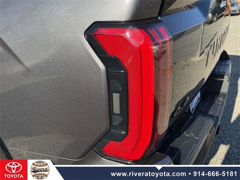 Used 2022 Toyota Tundra Platinum image 11