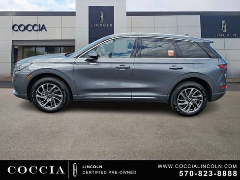 Used 2022 Lincoln Corsair AWD w/ Equipment Group 101A image 7