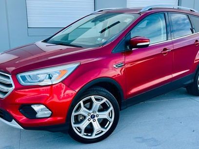 Used 2019 Ford Escape Titanium w/ U9j03 - Titanium Tow Package