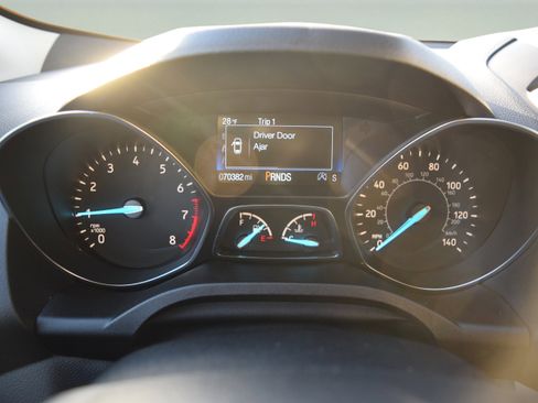 Certified 2019 Ford Escape SEL image 11