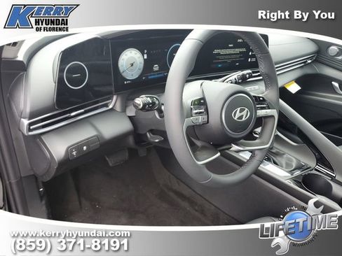 New 2026 Hyundai Elantra Limited FWD image 18