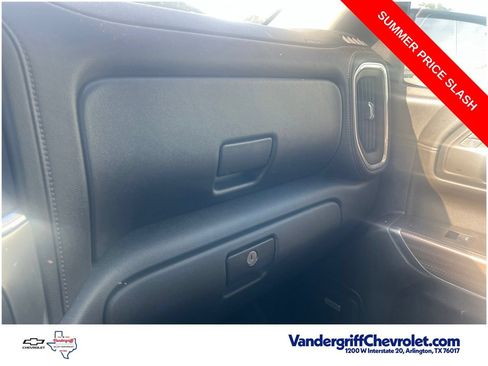 Used 2019 Chevrolet Silverado 1500 LT Trail Boss AWD/4WD image 18