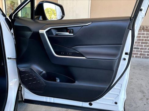 Used 2025 Toyota RAV4 Woodland Edition image 21