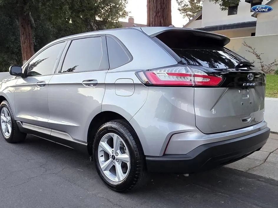 Used 2024 Ford Edge SE AWD/4WD image 5