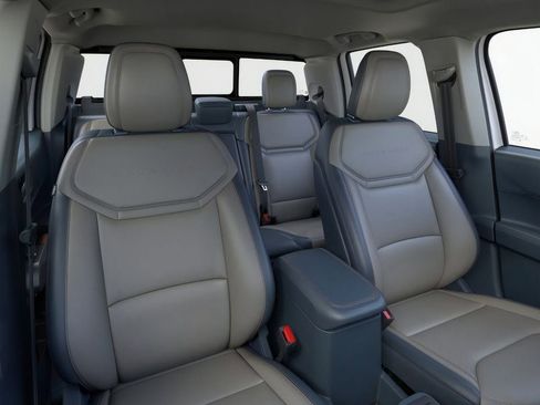 New 2025 Ford Maverick Lariat w/ 4K Tow Package image 35