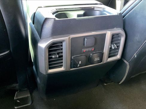 Used 2021 Ford F350 Platinum image 32