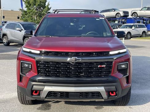 Used 2025 Chevrolet Traverse Z71 w/ Driver Confidence Package AWD/4WD image 24