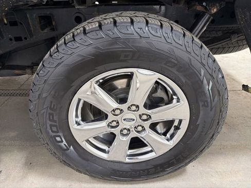 Used 2019 Ford F150 XLT w/ Equipment Group 302A Luxury AWD/4WD image 7