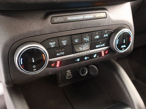 Used 2024 Ford Escape Active w/ Cold Weather Package image 7