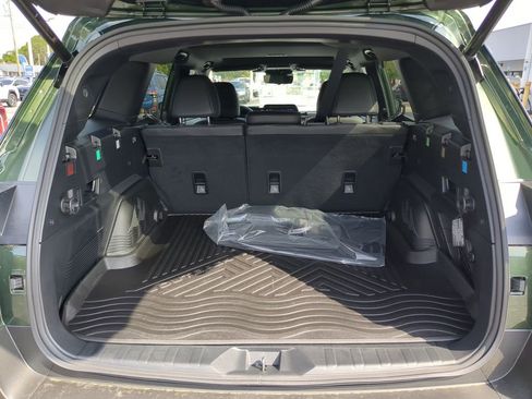 New 2026 Subaru Outback Touring image 9