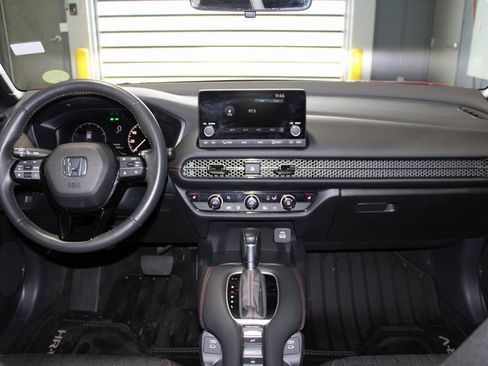 Certified 2024 Honda HR-V Sport image 24