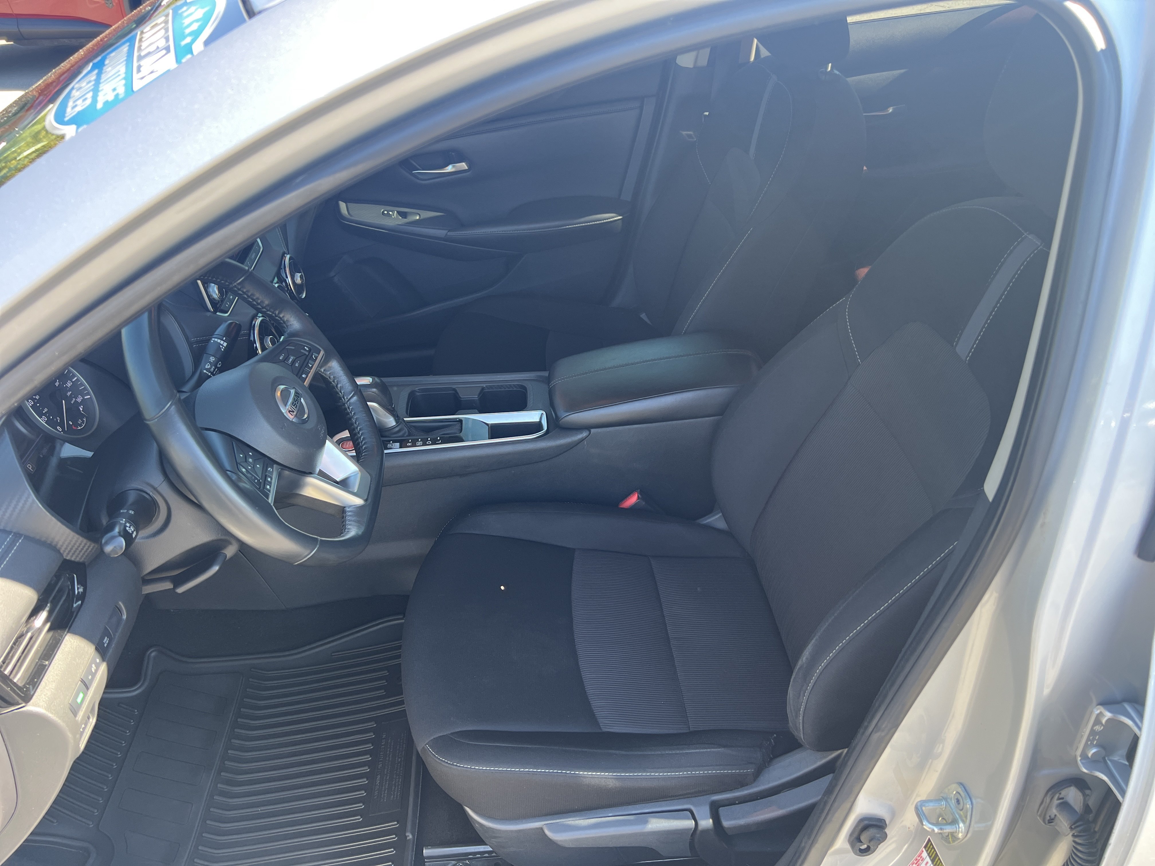 Used 2022 Nissan Sentra SV FWD image 13
