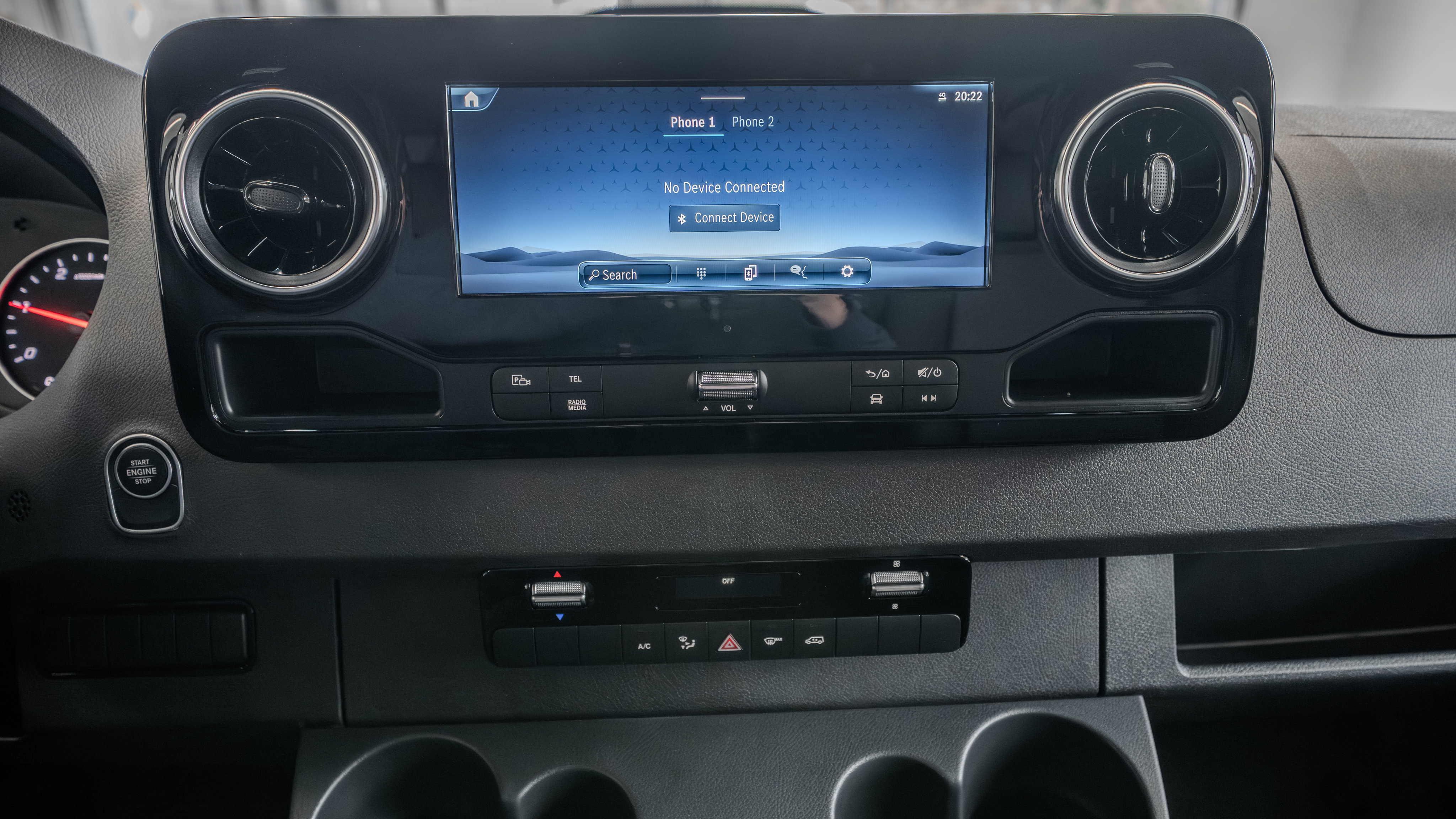 Used 2025 Mercedes-Benz Sprinter 2500 image 25