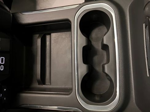 Used 2021 GMC Sierra 1500 Elevation w/ Preferred Package image 31