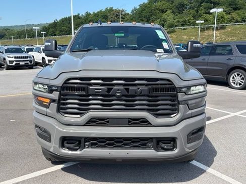 New 2026 RAM 2500 Big Horn AWD/4WD image 9