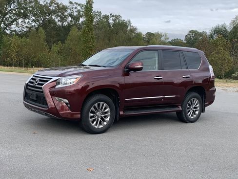 Used 2014 Lexus GX 460 Luxury image 3