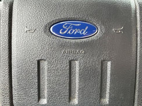 Used 2011 Ford F350 XLT w/ XLT Premium Pkg AWD/4WD image 20