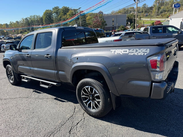 Used 2021 Toyota Tacoma TRD Sport w/ Blackout Package (TMS) AWD/4WD image 4