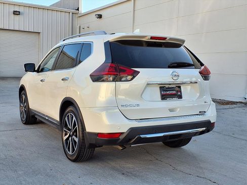 Used 2019 Nissan Rogue SL w/ Premium Package image 3