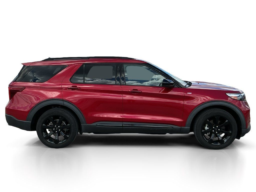 Used 2023 Ford Explorer ST-Line w/ Class IV Trailer Tow Package RWD image 8