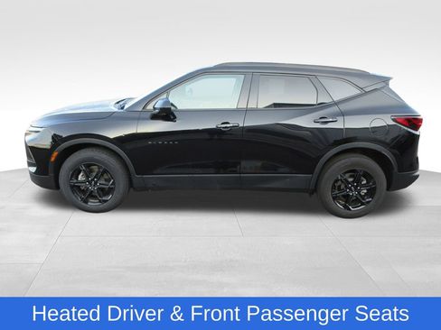 Used 2024 Chevrolet Blazer LT w/ Convenience Package FWD image 2