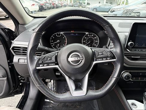 Certified 2024 Nissan Altima 2.5 SR FWD image 17