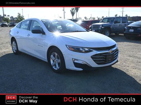 Used 2023 Chevrolet Malibu LS FWD image 3