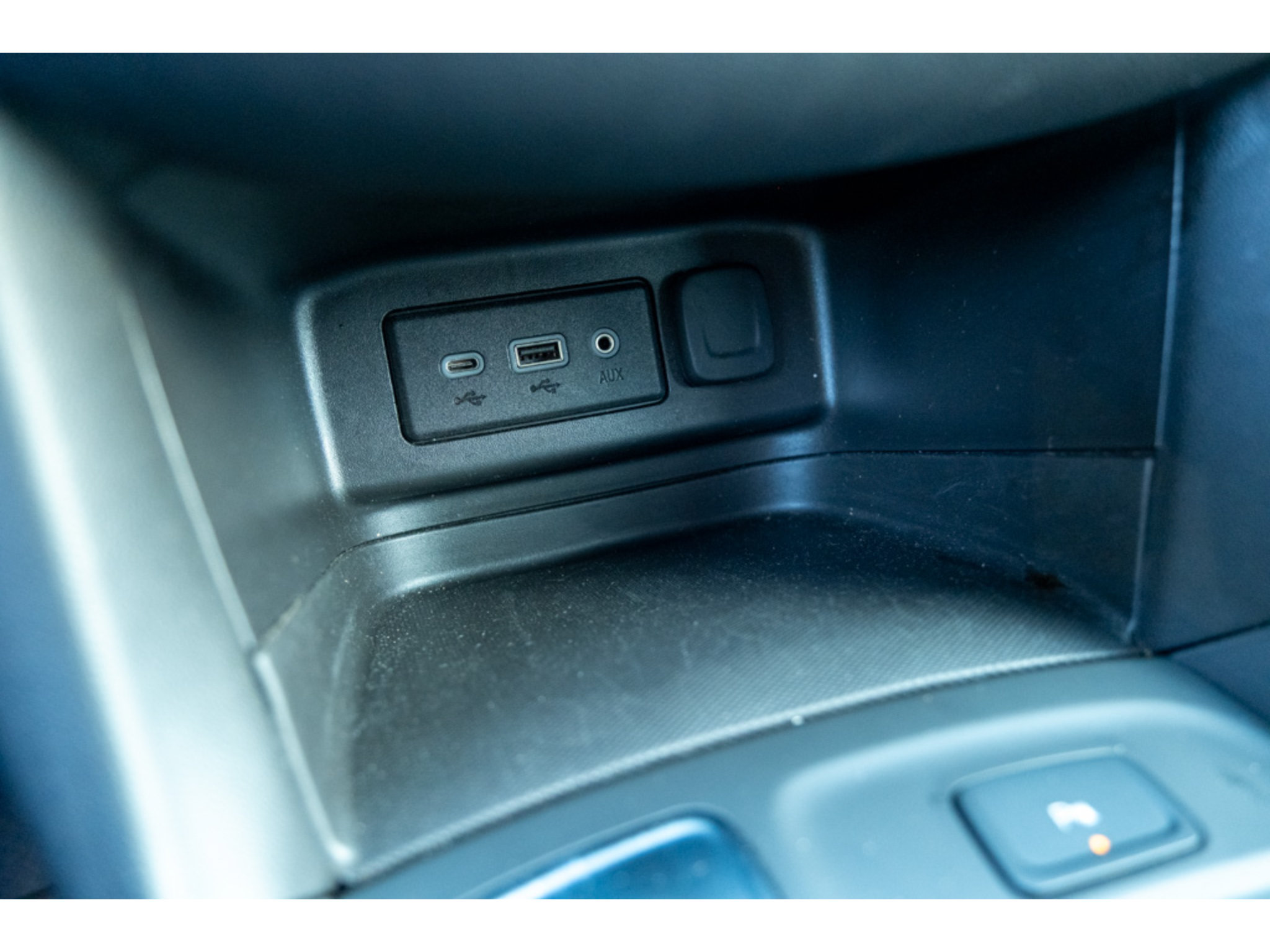 Used 2024 Chevrolet Equinox LT FWD image 27
