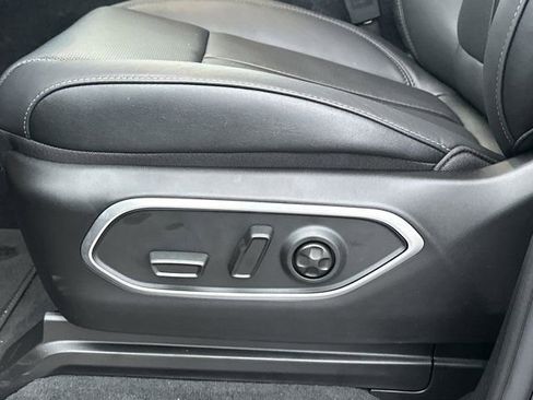 New 2025 Jeep Wagoneer Series II w/ Premium Group I image 10