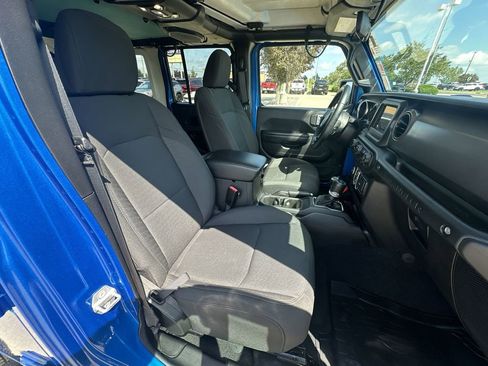 Used 2021 Jeep Wrangler Unlimited Sport image 28