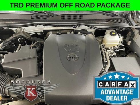 Used 2023 Toyota Tacoma TRD Off-Road w/ TRD Premium Off Road Package AWD/4WD image 24