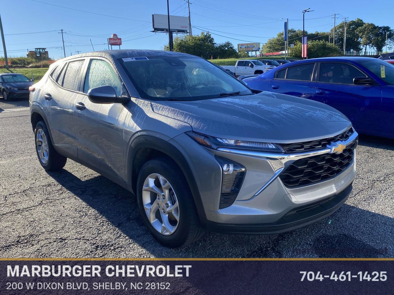 Used 2025 Chevrolet Trax LS w/ LS Convenience Package FWD image 1