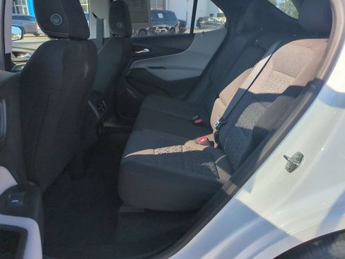 Used 2024 Chevrolet Equinox LT FWD image 28