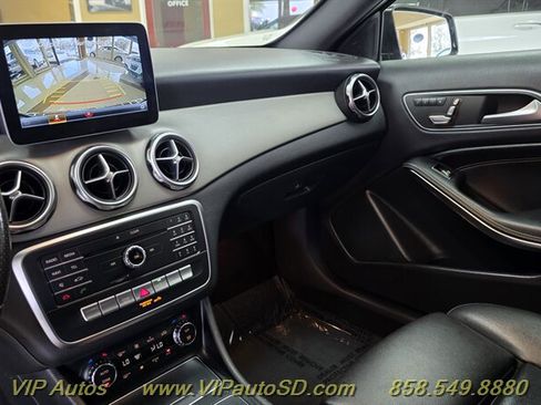 Used 2018 Mercedes-Benz GLA 250 image 20